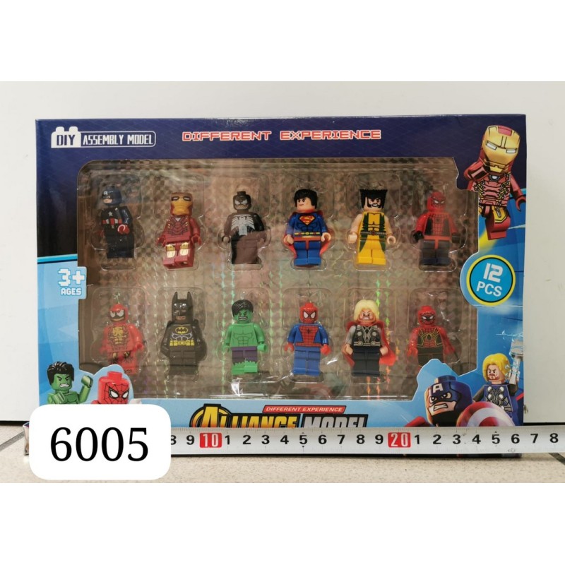 FIGURKI AVENGERS 12 SZT